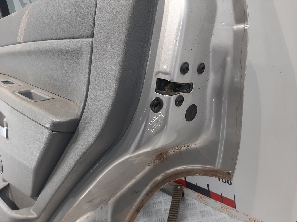 Дверь задняя правая JEEP Grand Cherokee WK 2004-2010