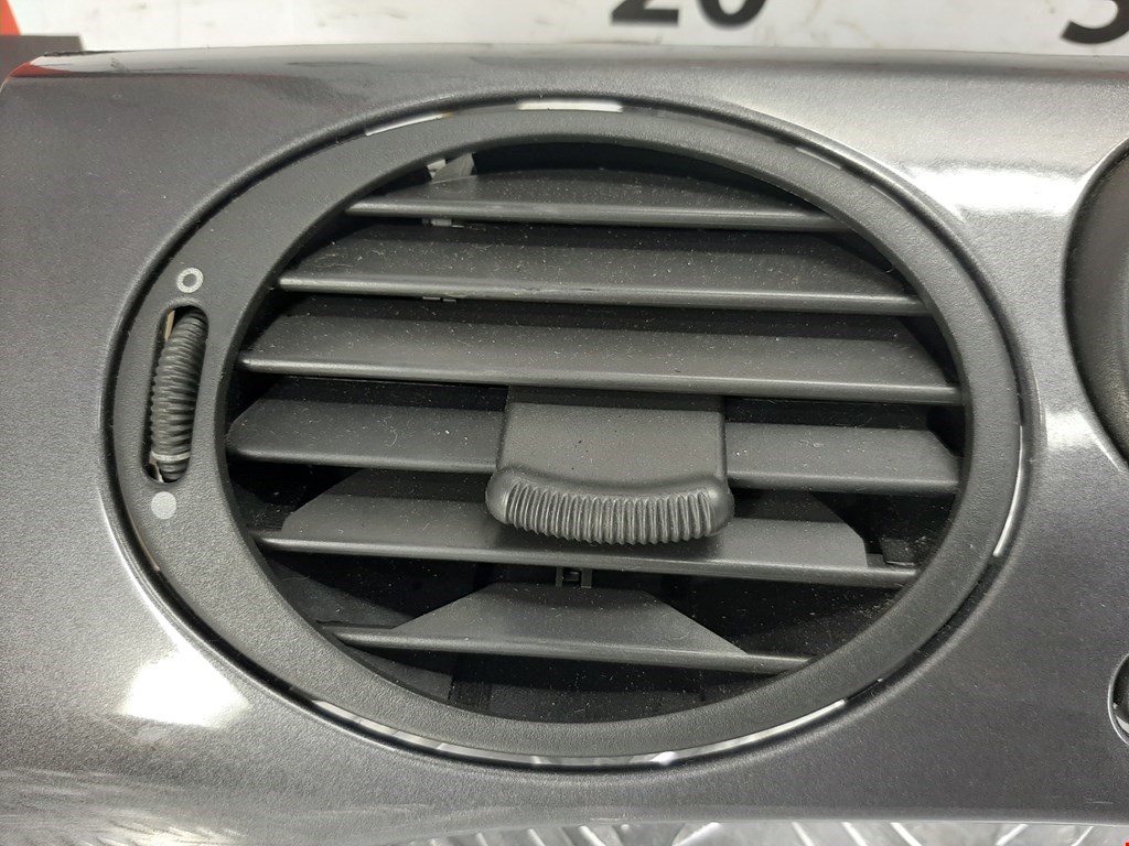 Дефлектор воздушный MG ZT I 2001-2005