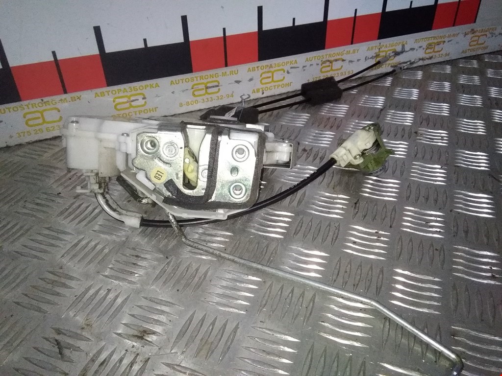 Замок двери передней правой HONDA Accord VIII 2008-2013