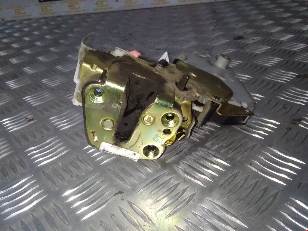 Замок двери задней левой NISSAN Almera N16 2000-2006
