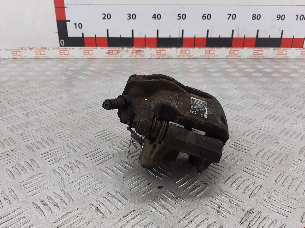 Суппорт передний правый PEUGEOT 208 2012-2019