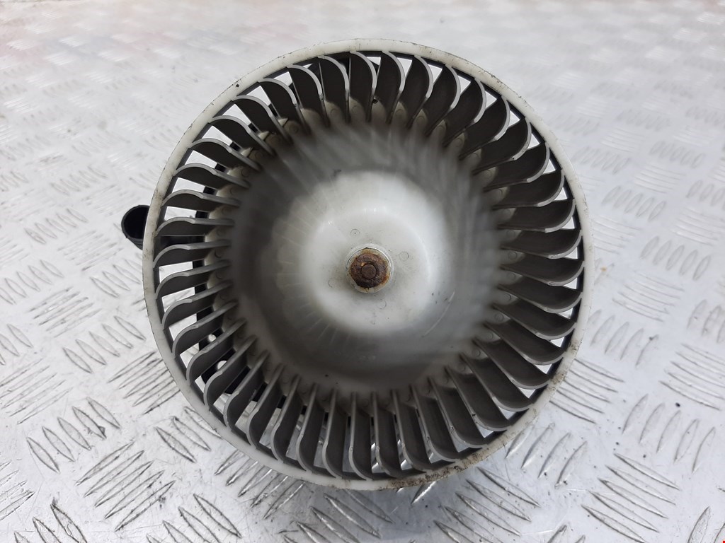 Моторчик (мотор) отопителя салона MITSUBISHI Pajero Sport 1998-2008