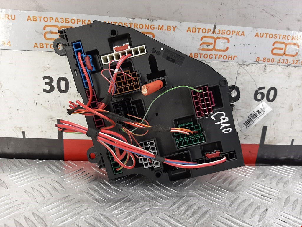 Датчик уровня в бачок омывателя BMW 5er 5 серия F10/F11/F07 2009-2017