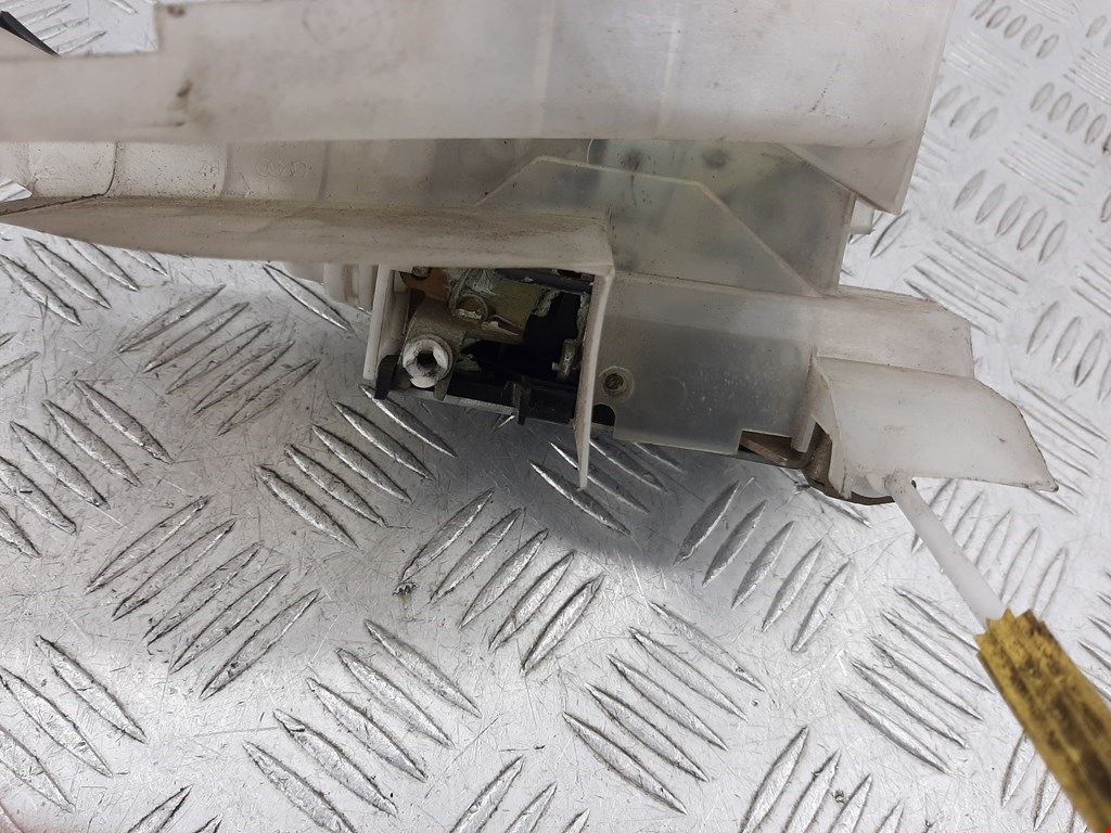 Замок двери передней правой AUDI A3 8L 1996-2003