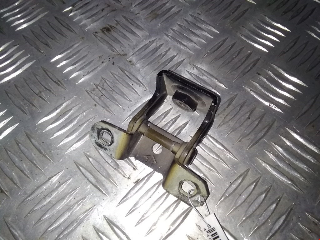 Петля крышки (двери) багажника Alfa Romeo 159 (939) (2005-2011)