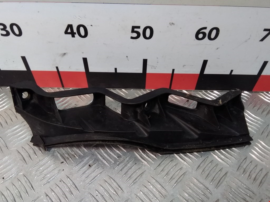 Кронштейн переднего бампера левый VOLKSWAGEN Passat B6 2005-2011