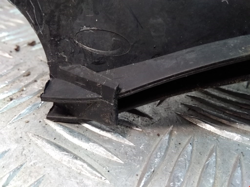 Кронштейн переднего бампера левый VOLKSWAGEN Passat B6 2005-2011