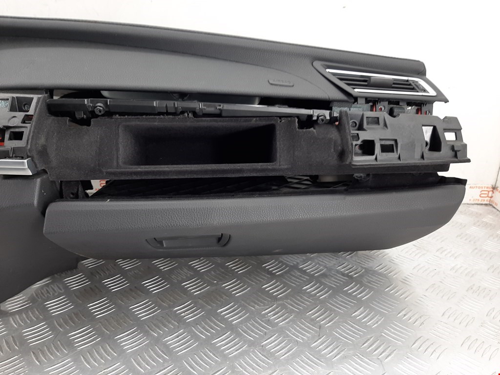 Торпедо BMW 7er 7 серия F01/F02/F04 2008-2015