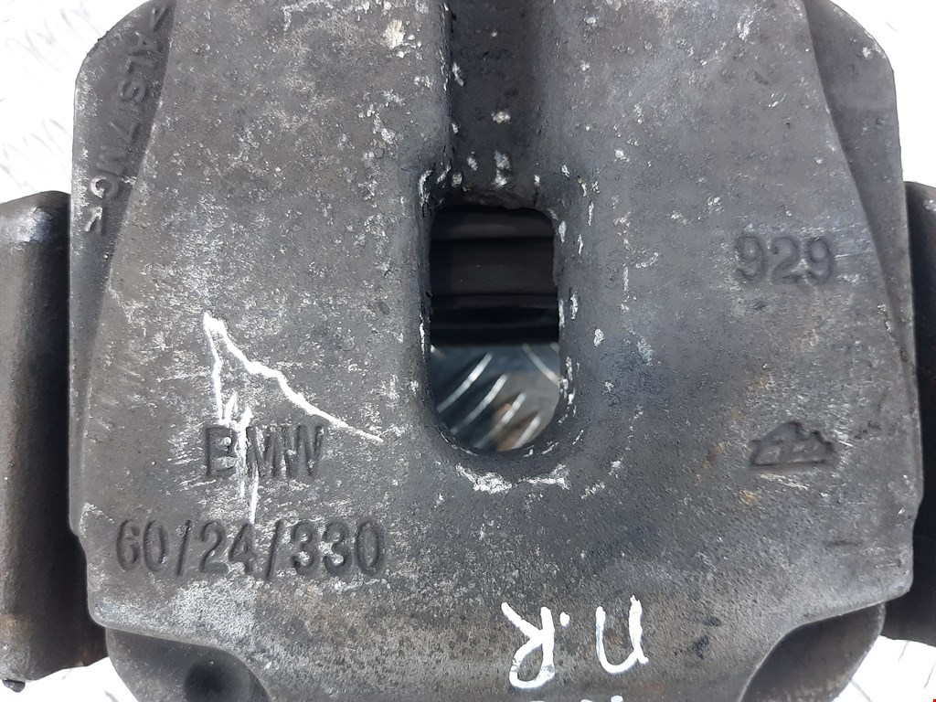 Суппорт передний правый BMW 5er 5 серия F10/F11/F07 2009-2017