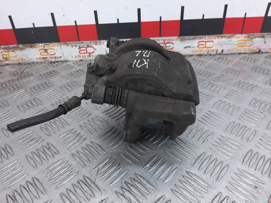 Суппорт передний правый MINI Clubman Estate F54 2016-н.в.