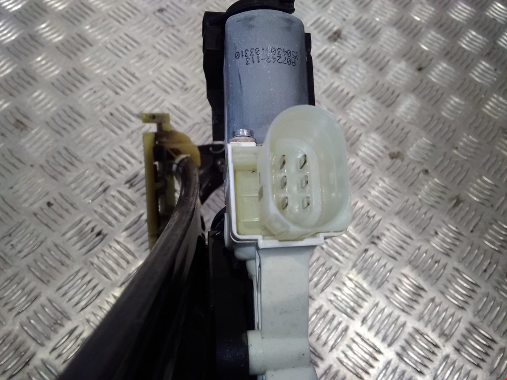 Стеклоподъемник задний левый BMW 5er 5 серия F10/F11/F07 2009-2017