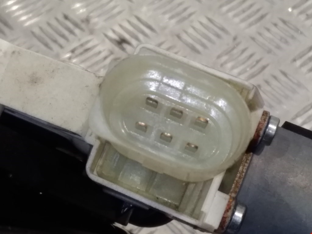 Стеклоподъемник задний правый BMW 5er 5 серия F10/F11/F07 2009-2017