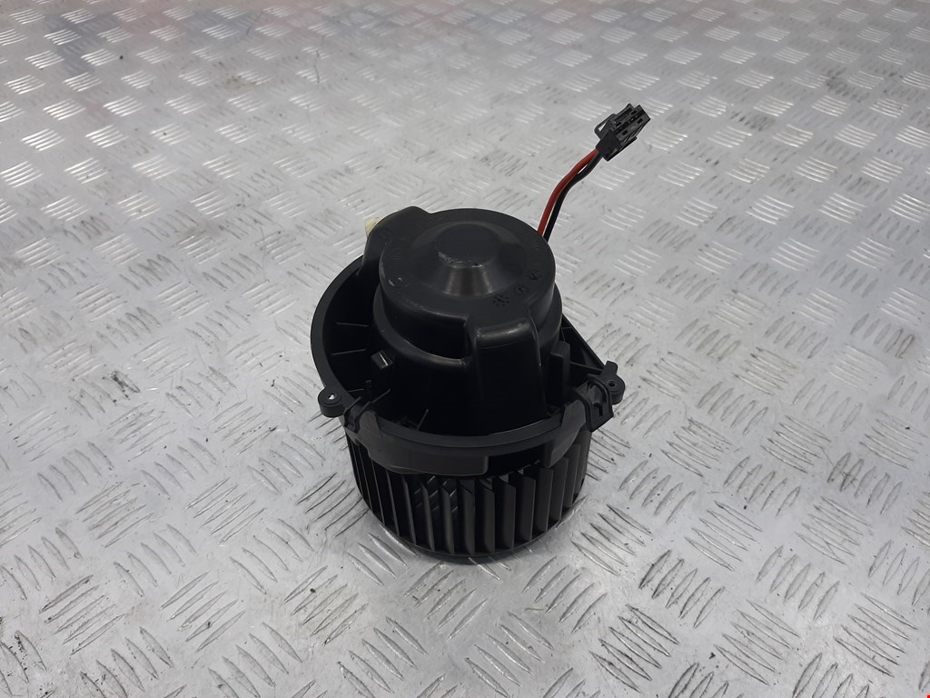 Моторчик печки (вентилятор отопителя) Mini Cooper D Clubman (F54) (2015-2023)
