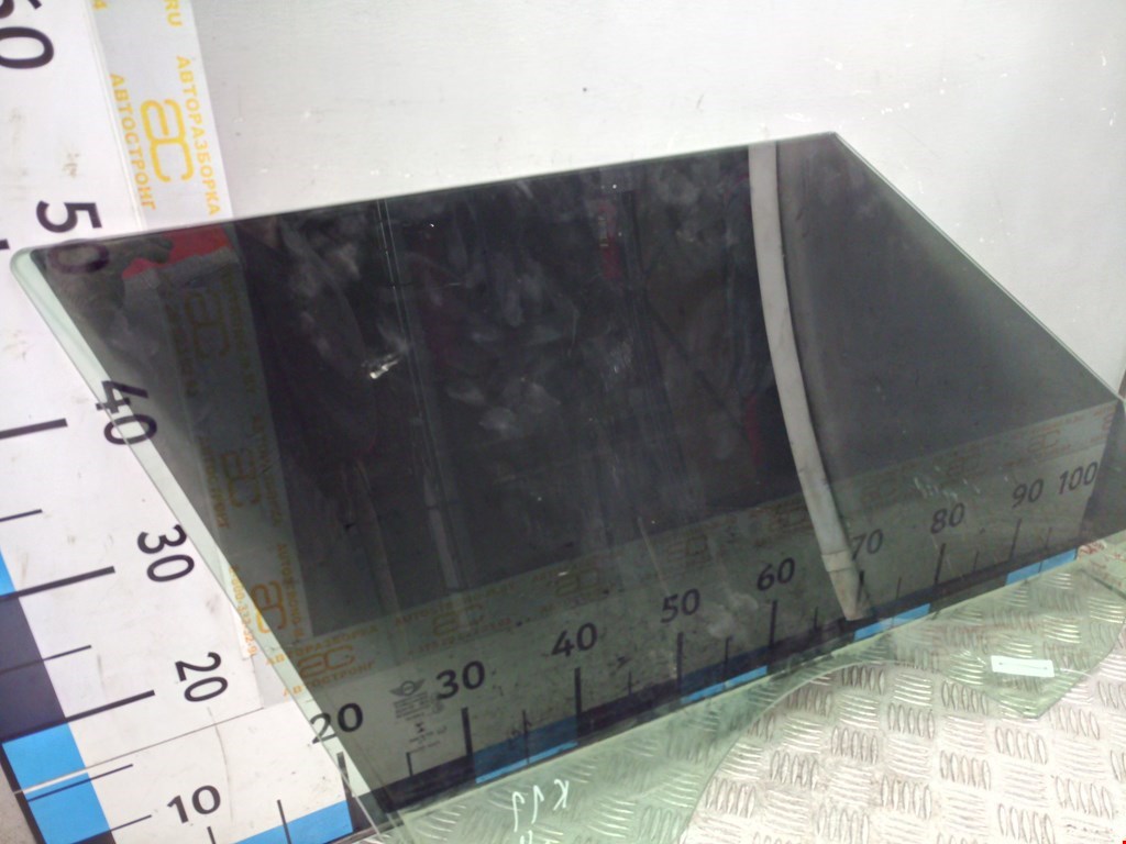 Стекло двери переднее левое MINI Clubman Estate F54 2016-н.в.