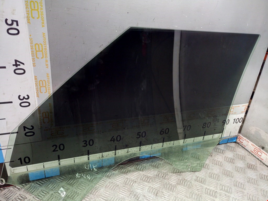 Стекло двери переднее правое MINI Clubman Estate F54 2016-н.в.