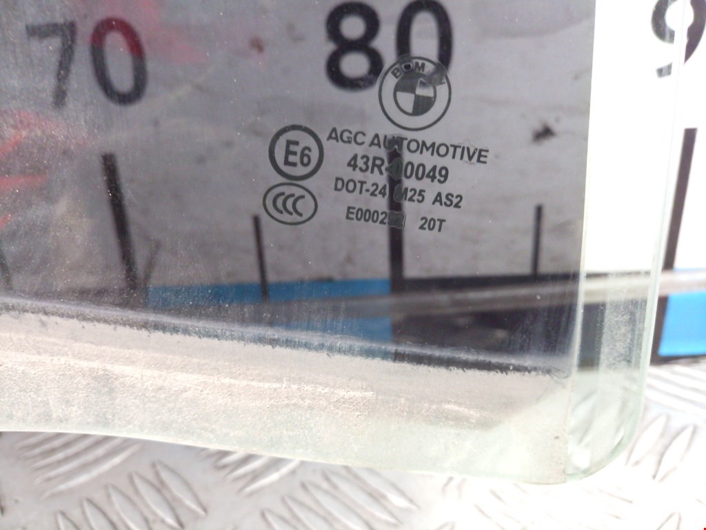 Стекло двери заднее правое BMW 5er 5 серия F10/F11/F07 2009-2017