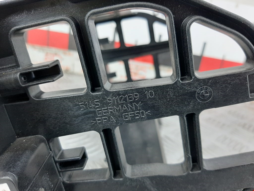 Рамка магнитолы BMW 7er 7 серия F01/F02/F04 2008-2015