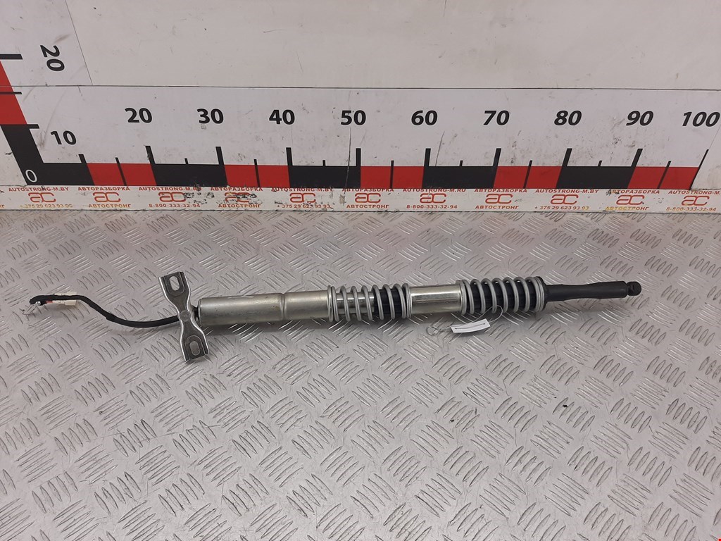 Амортизатор крышки (двери) багажника BMW 5er 5 серия F10/F11/F07 2009-2017