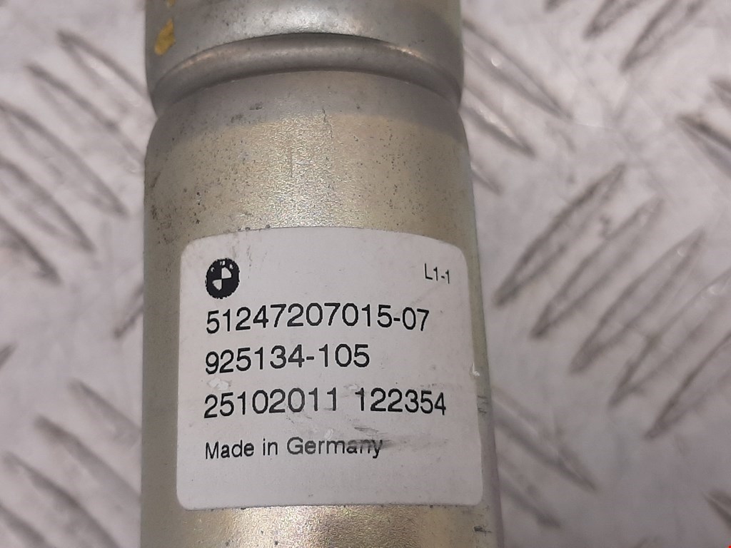 Амортизатор крышки (двери) багажника BMW 5er 5 серия F10/F11/F07 2009-2017