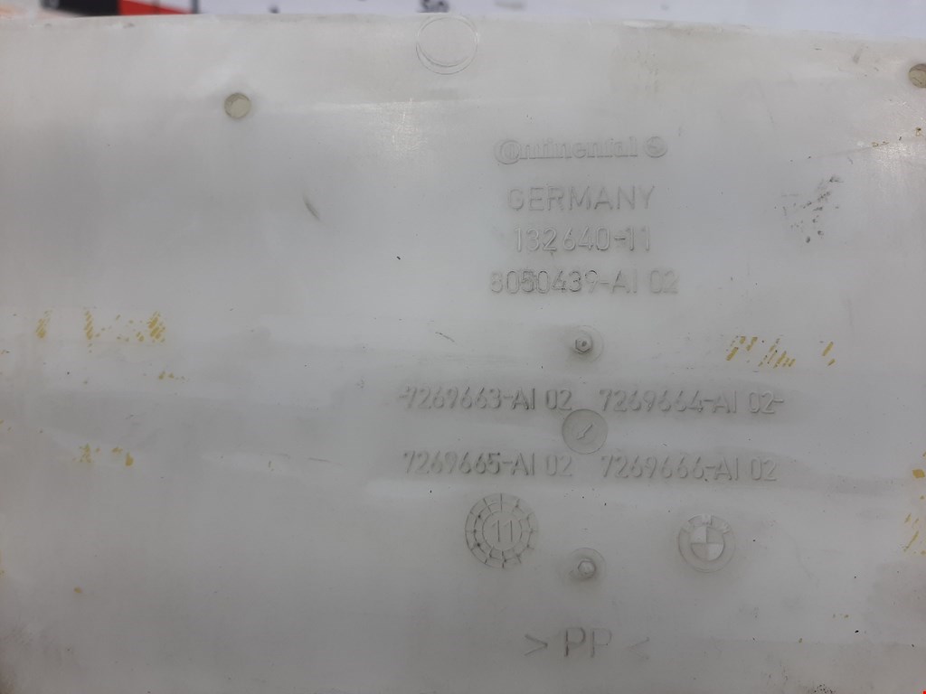 Бачок омывателя BMW 5er 5 серия F10/F11/F07 2009-2017