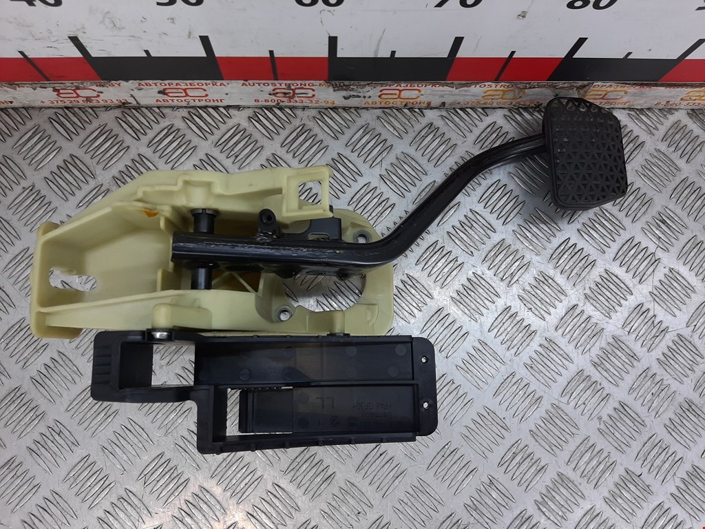 Педаль тормоза BMW 5er 5 серия F10/F11/F07 2009-2017