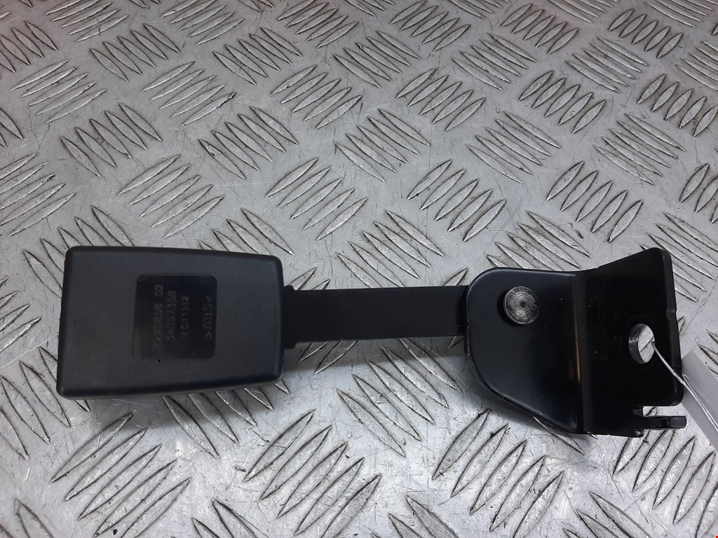 Замок ремня безопасности (преднатяжитель ремня безопасности) BMW 7-Series (F01/F02) (2008-2015)