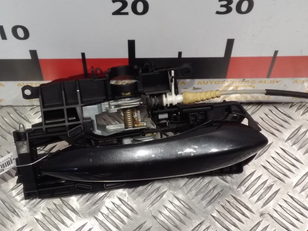 Ручка двери задней наружная правая BMW 5er 5 серия F10/F11/F07 2009-2017