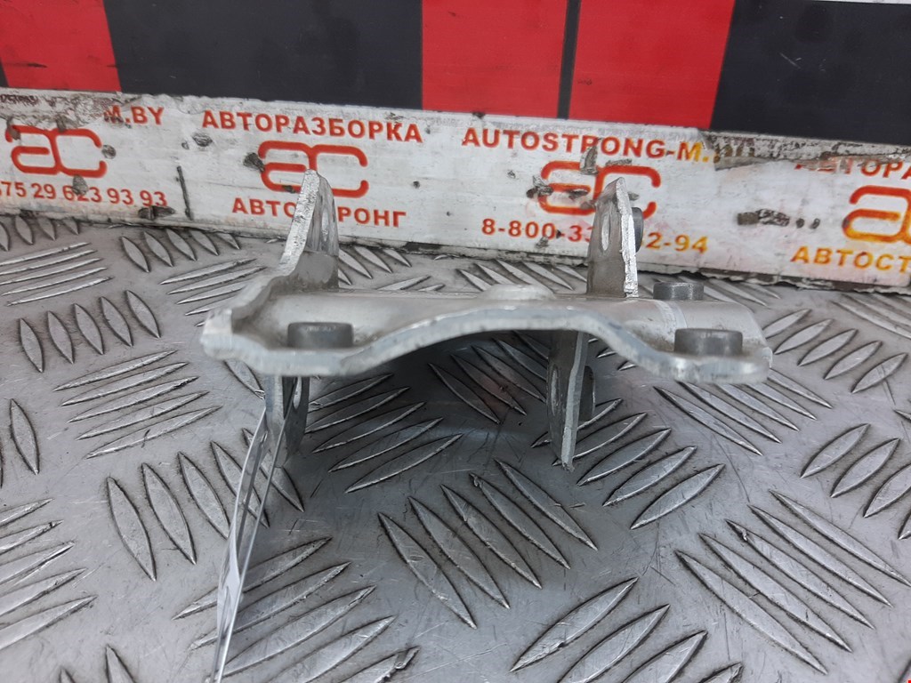 Кронштейн (крепление) радиатора BMW 5er 5 серия F10/F11/F07 2009-2017