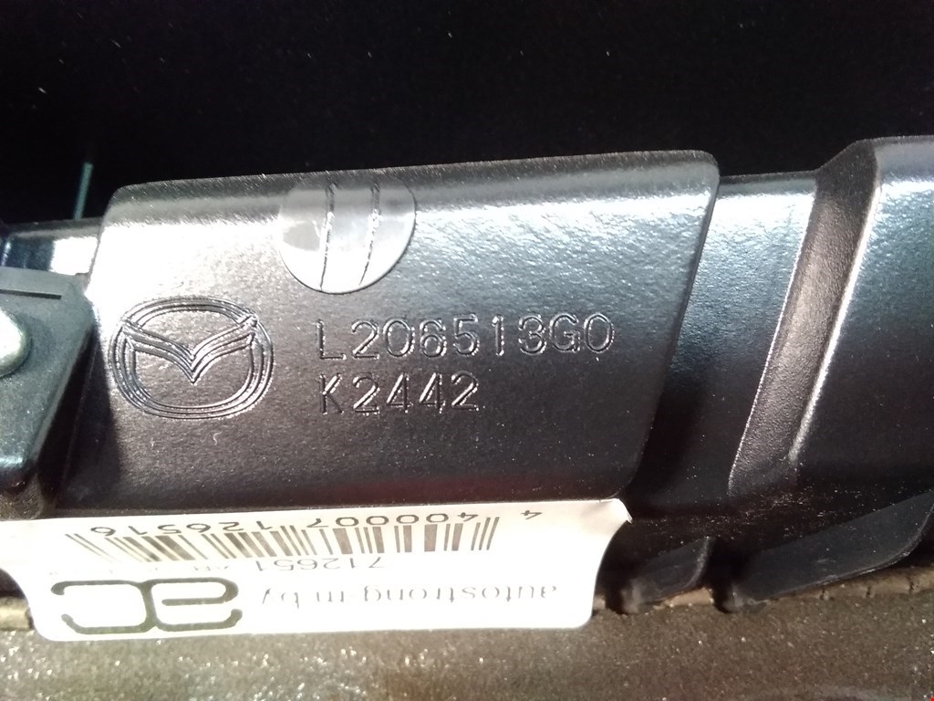 Фонарь задний внутренний левый MAZDA MPV LY 2006-2016