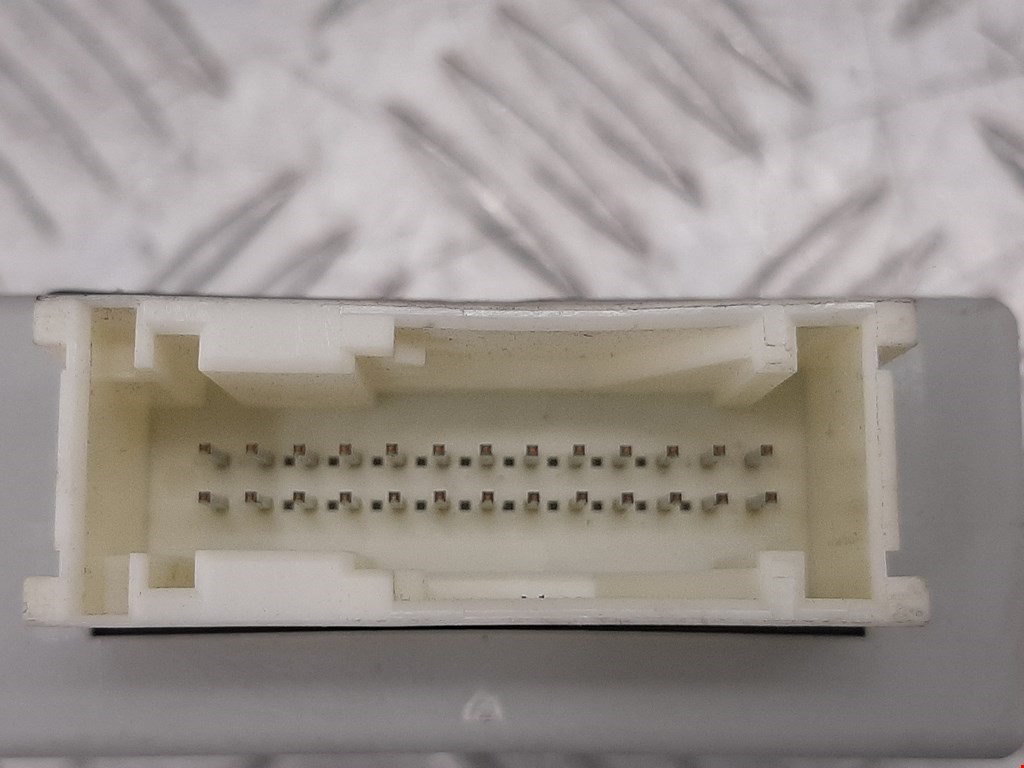 Блок управления стеклоподъемниками BMW 5er 5 серия F10/F11/F07 2009-2017