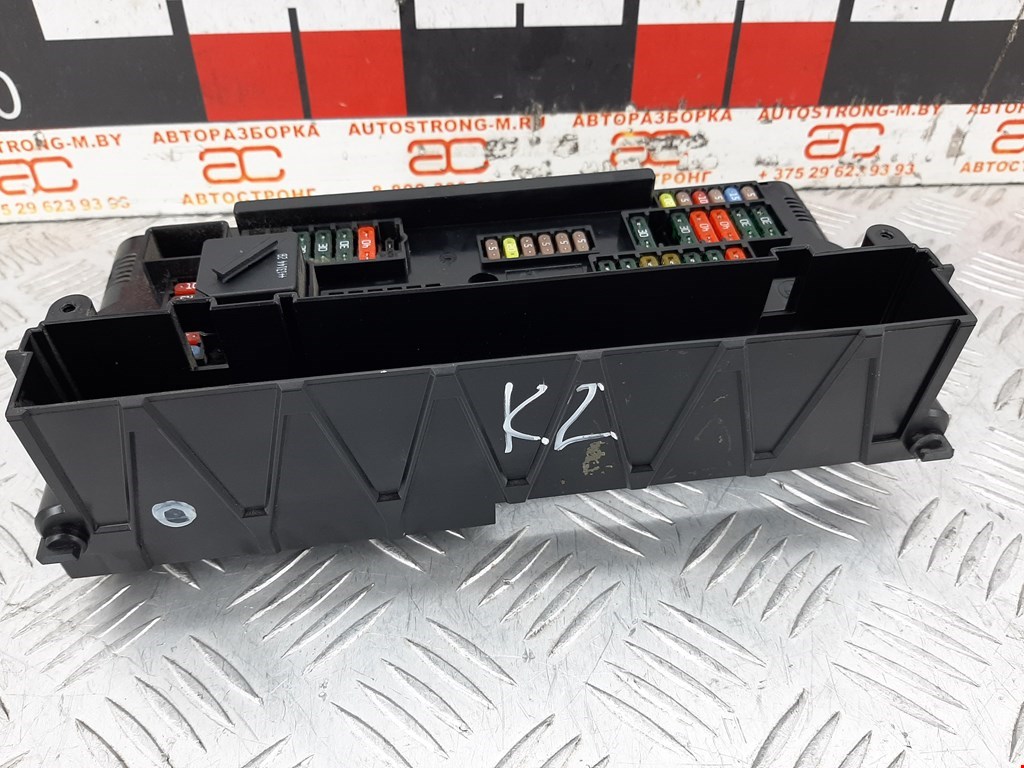 Датчик уровня в бачок омывателя BMW 5er 5 серия F10/F11/F07 2009-2017