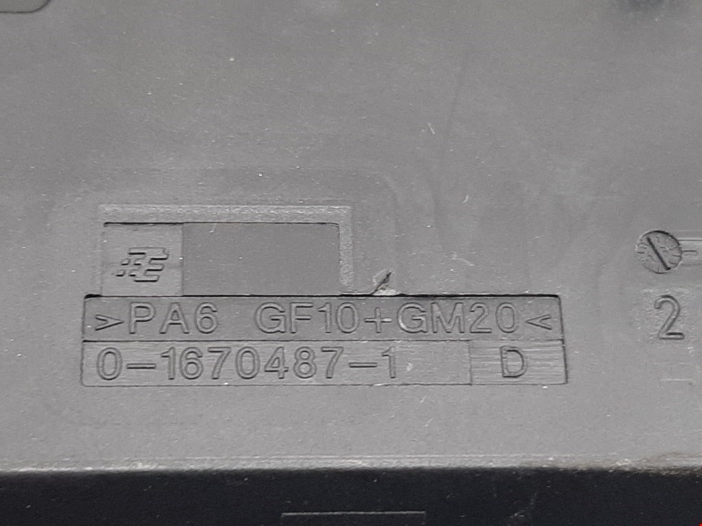 Датчик уровня в бачок омывателя BMW 5er 5 серия F10/F11/F07 2009-2017