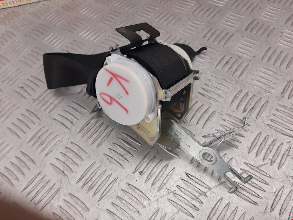 Ремень безопасности задний левый BMW 5er 5 серия F10/F11/F07 2009-2017