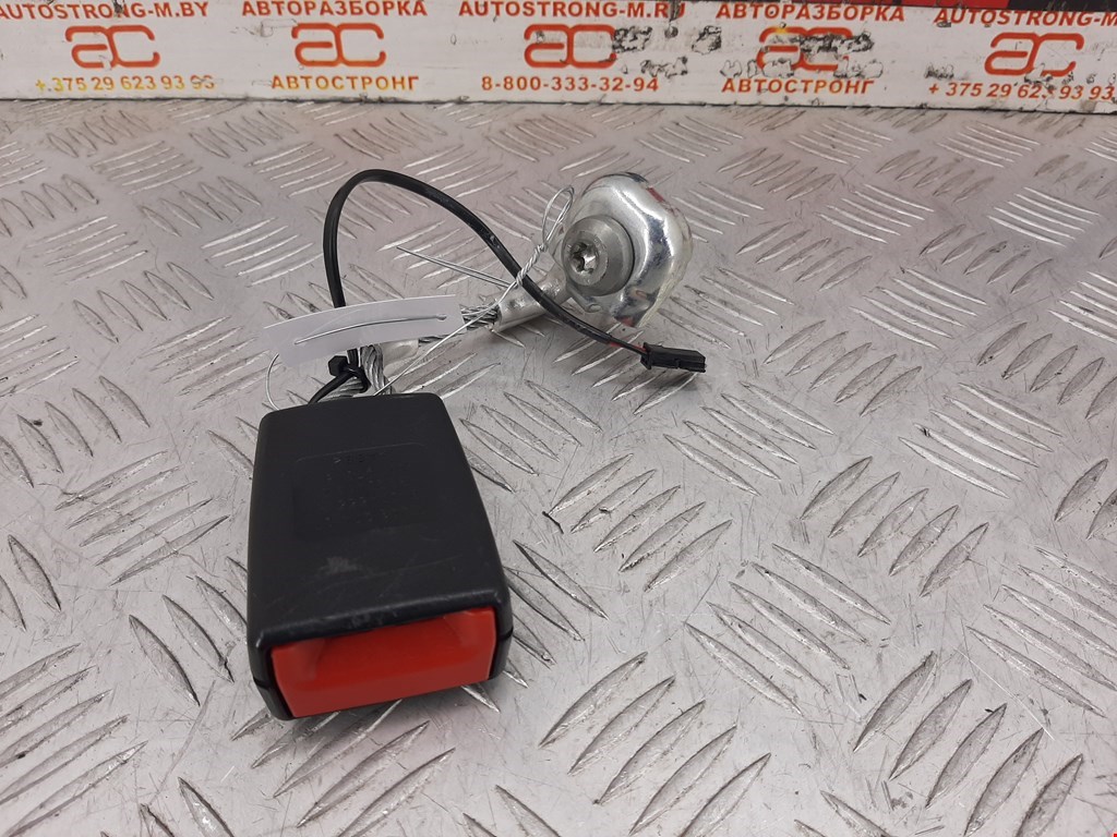 Замок ремня безопасности (преднатяжитель ремня безопасности) BMW 5-Series (F07/F10/F11/F18) (2009-2017)