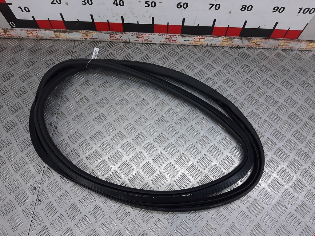 Уплотнитель двери BMW 7er 7 серия F01/F02/F04 2008-2015