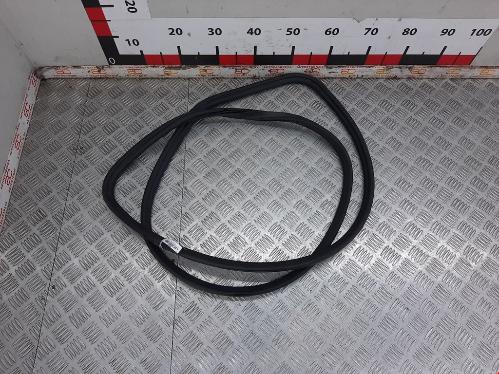 Уплотнитель (наружный) BMW 5er 5 серия F10/F11/F07 2009-2017