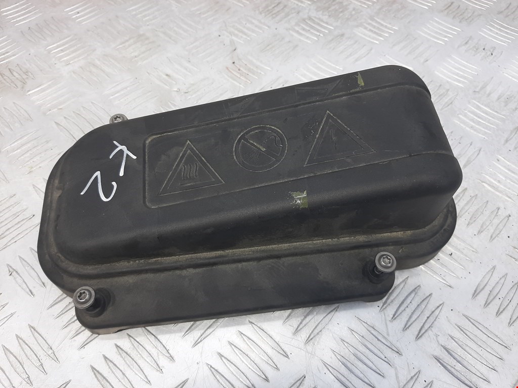 Датчик уровня в бачок омывателя BMW 5er 5 серия F10/F11/F07 2009-2017