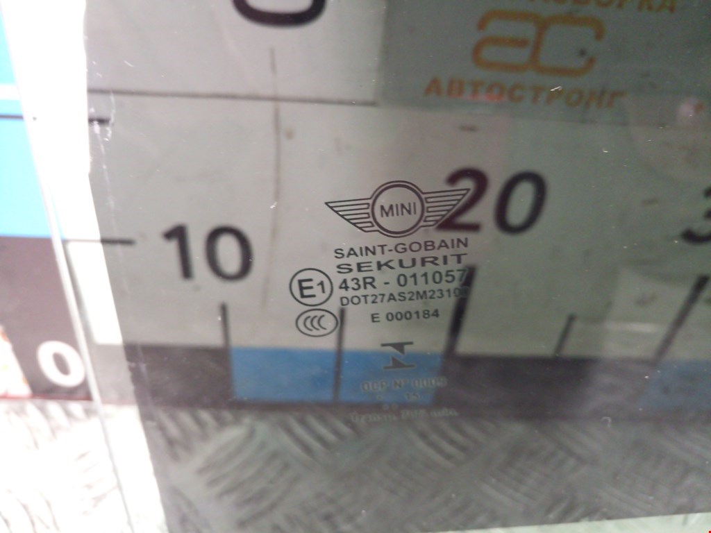 Стекло двери заднее левое MINI Clubman Estate F54 2016-н.в.