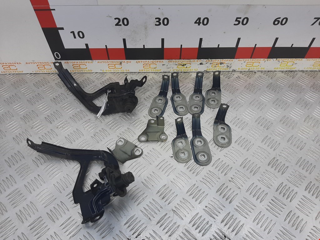 Кронштейн переднего бампера левый BMW 5er 5 серия F10/F11/F07 2009-2017