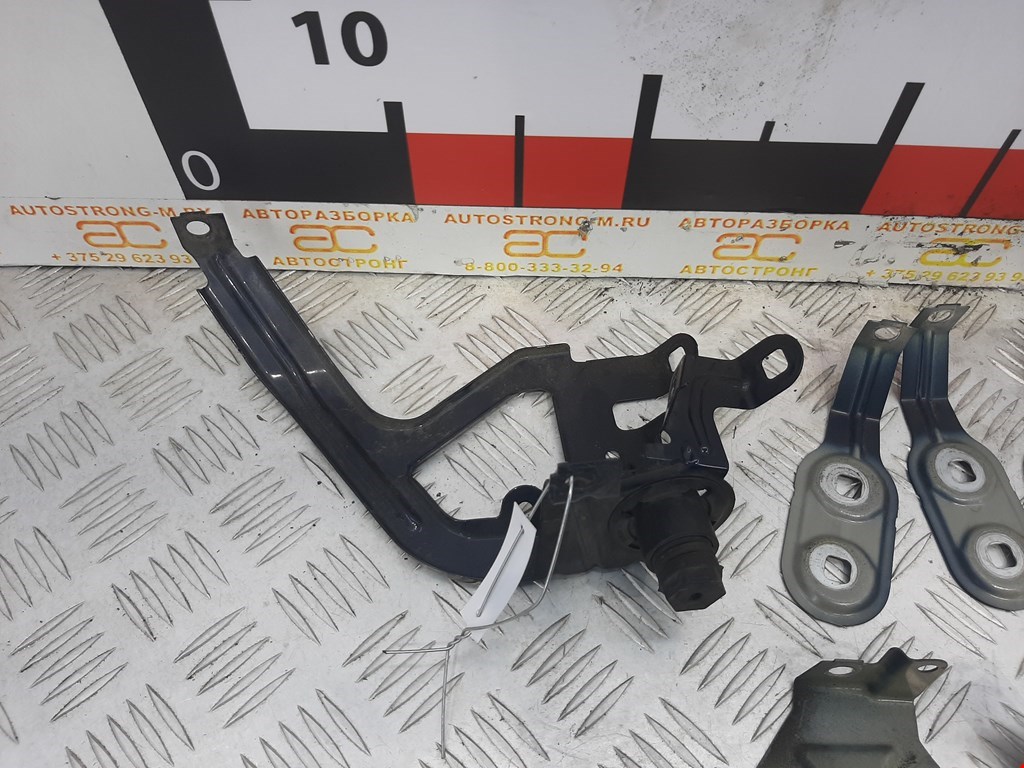 Кронштейн переднего бампера левый BMW 5er 5 серия F10/F11/F07 2009-2017