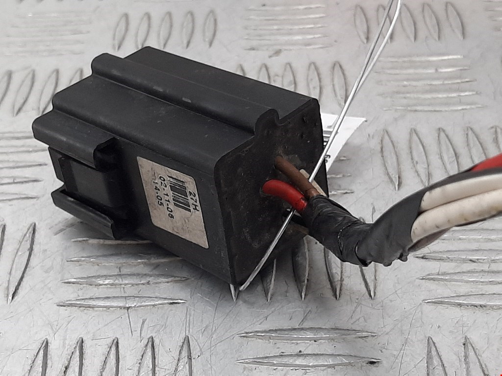 Блок управления вентилятором OPEL Astra H/Family 2004-2015