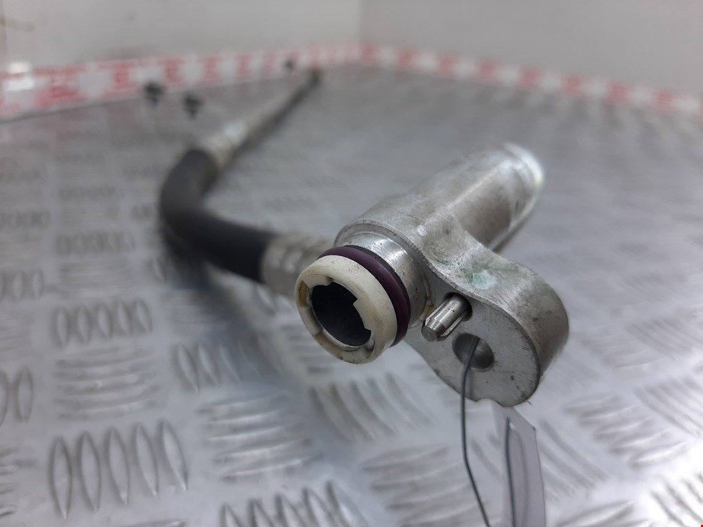 Трубка кондиционера BMW 5er 5 серия F10/F11/F07 2009-2017