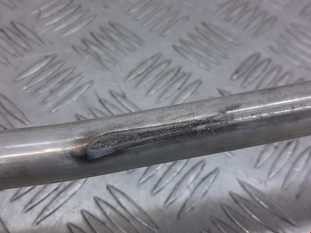 Трубка кондиционера BMW 5er 5 серия F10/F11/F07 2009-2017