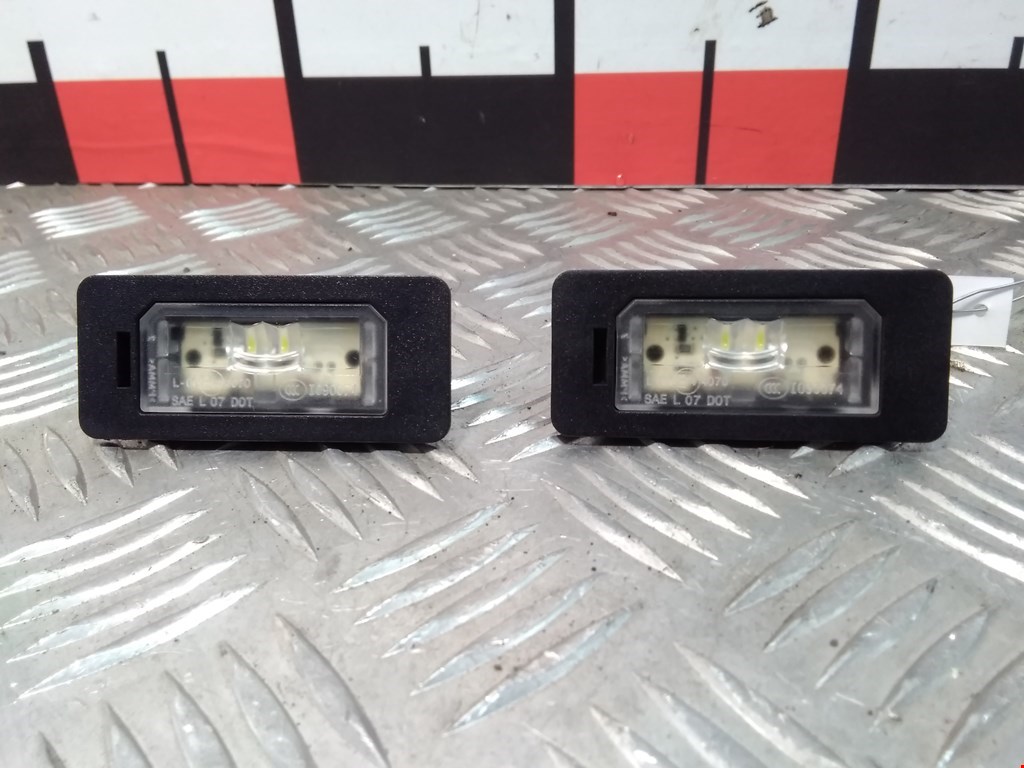 Фонарь подсветки номера BMW 5er 5 серия F10/F11/F07 2009-2017
