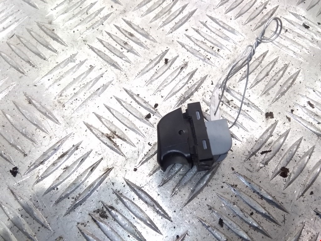 Кнопка стеклоподъемника AUDI A4 B8 2007-2015