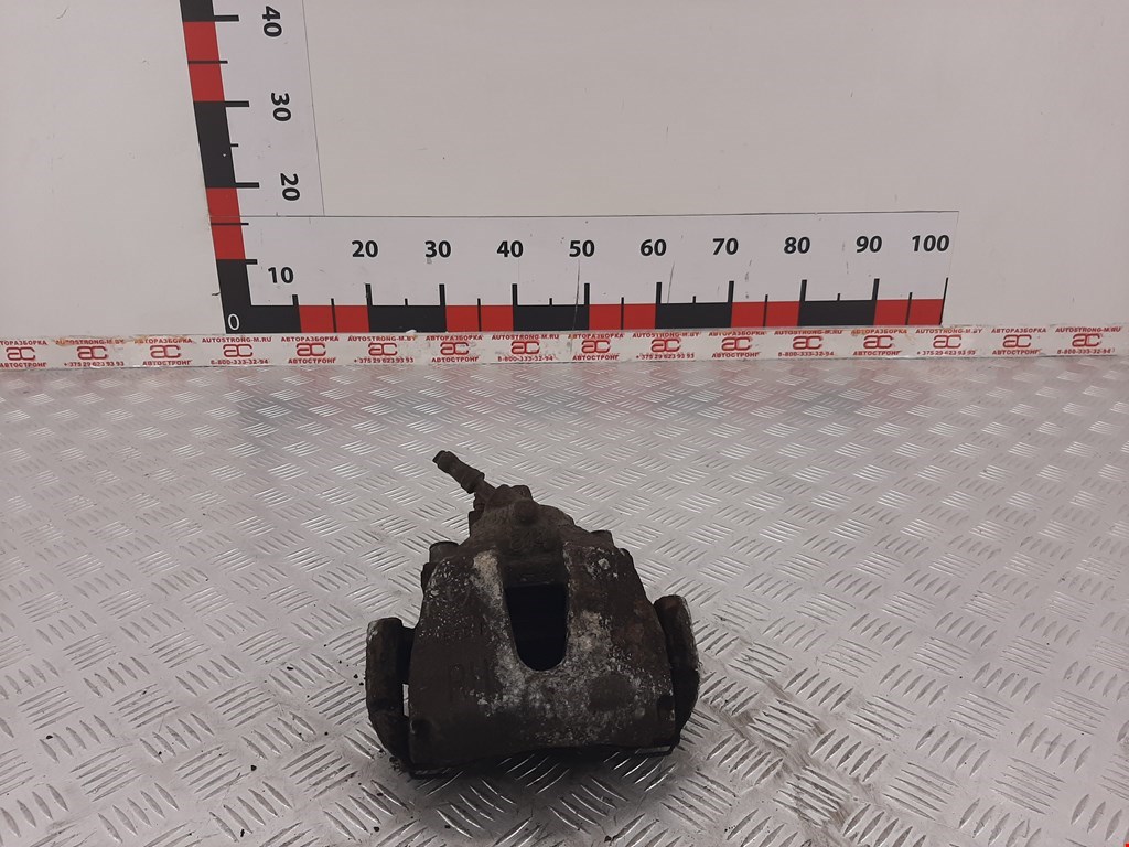 Суппорт передний правый FORD Focus II 2005-2011