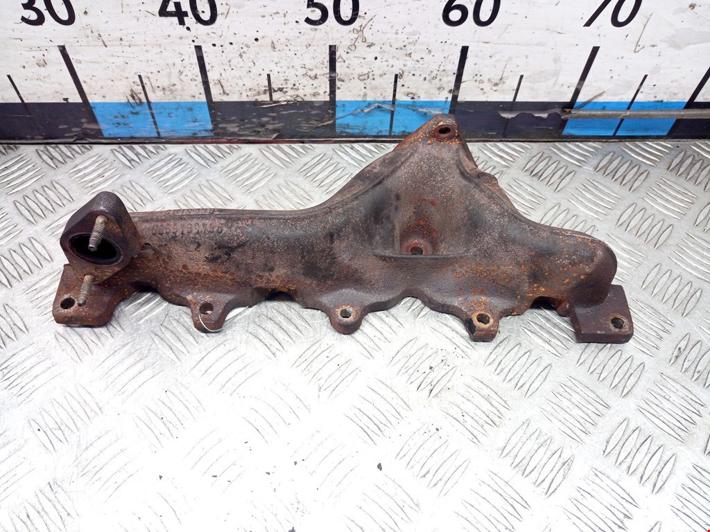 Коллектор выпускной FORD Focus II 2005-2011