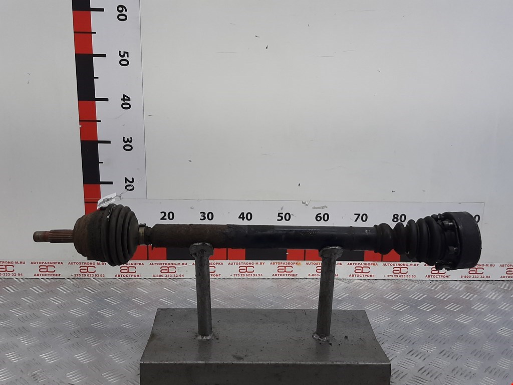 Полуось передняя правая (приводной вал шрус) Volkswagen Caddy 2 (1995-2004)