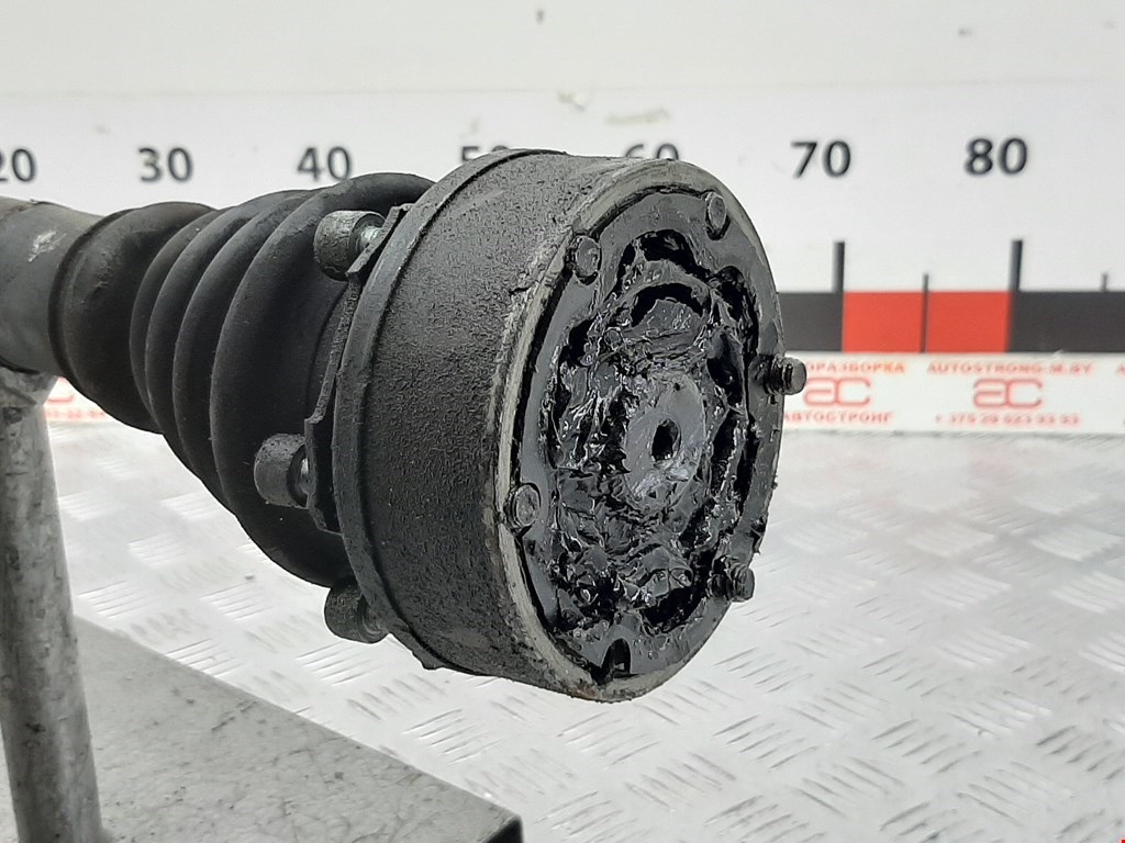 Полуось (привод, приводной вал) передняя правая VOLKSWAGEN Caddy II 1995-2004