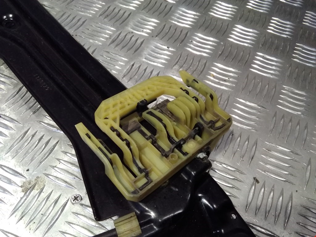 Стеклоподъемник передний левый BMW 7er 7 серия F01/F02/F04 2008-2015